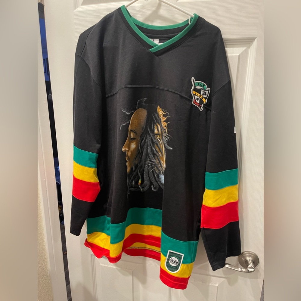 Bob Marley Jersey size Large